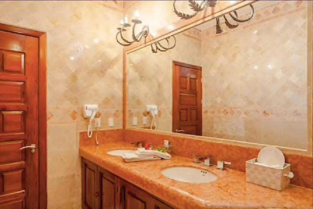 5 Bd Luxury Villa With Large Pool & Minutes From Beach Puerto Aventuras Mexiko