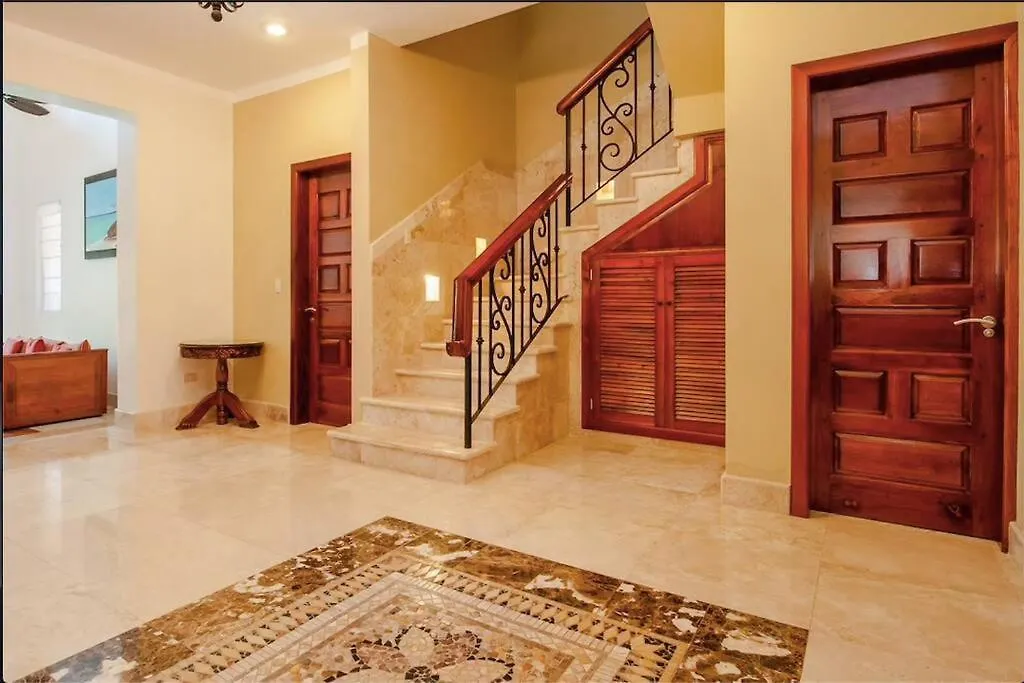 5 Bd Luxury Villa With Large Pool & Minutes From Beach Puerto Aventuras