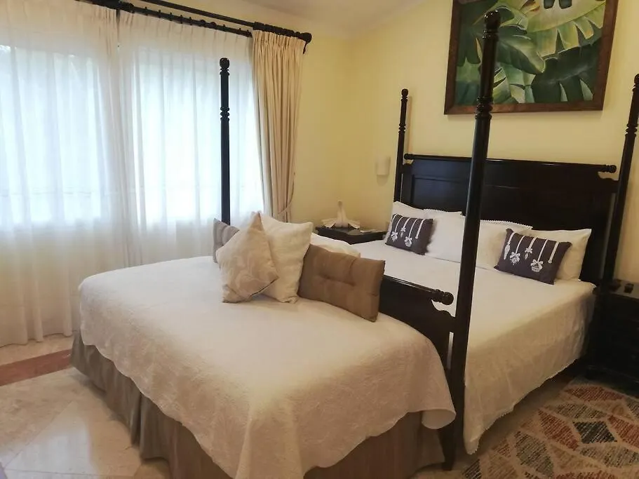 5 Bd Luxury Villa With Large Pool & Minutes From Beach Puerto Aventuras Mexiko