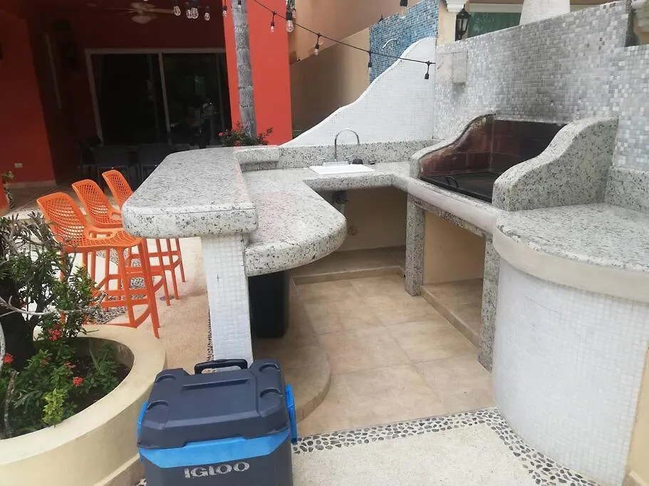 5 Bd Luxury Villa With Large Pool & Minutes From Beach Puerto Aventuras